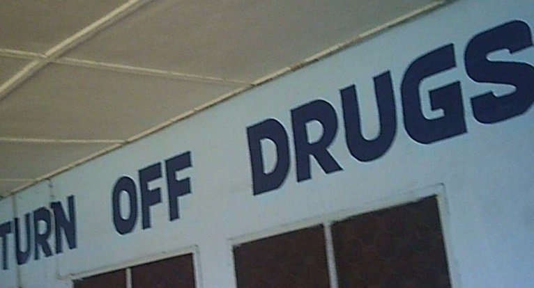 Turn-Off-Drugs (1)